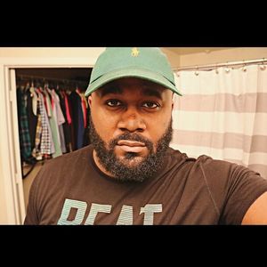 Meet your Posher, Derrick